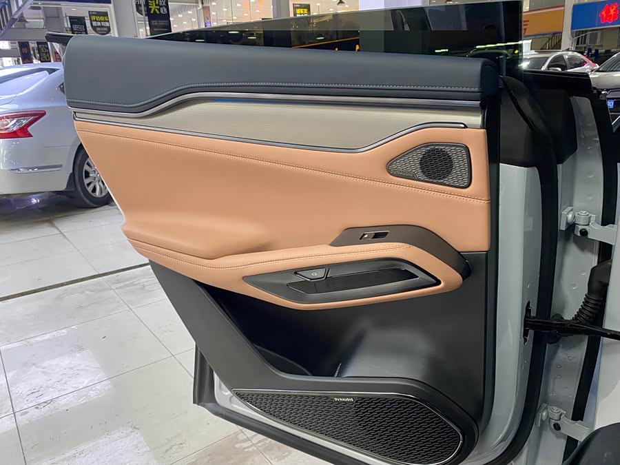 BYD SongL EV 2024 #16 BYD SongL EV 2024 car image #16