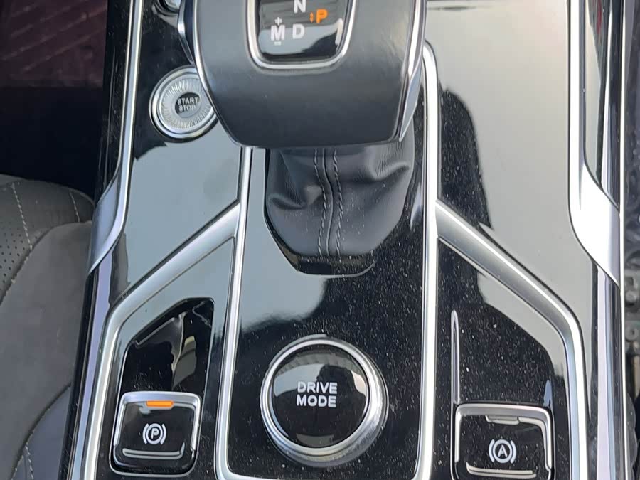 HongQi HS5 2023 #16 HongQi HS5 2023 car image #16