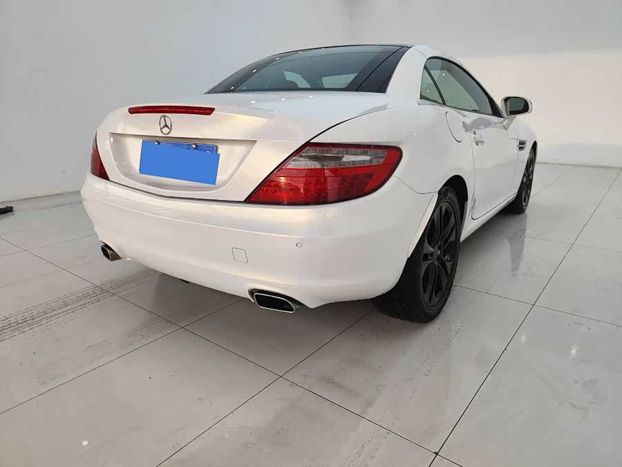 Mercedes-Benz SLK Class 2012 car image #16