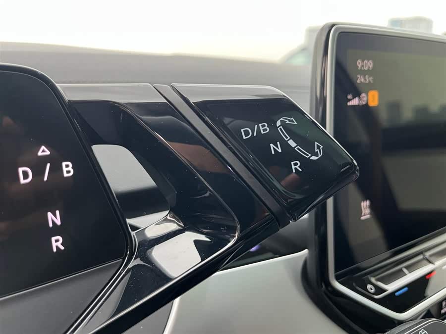 Volkswagen ID.6 Crozz 2024 #16 Volkswagen ID.6 Crozz 2024 car image #16