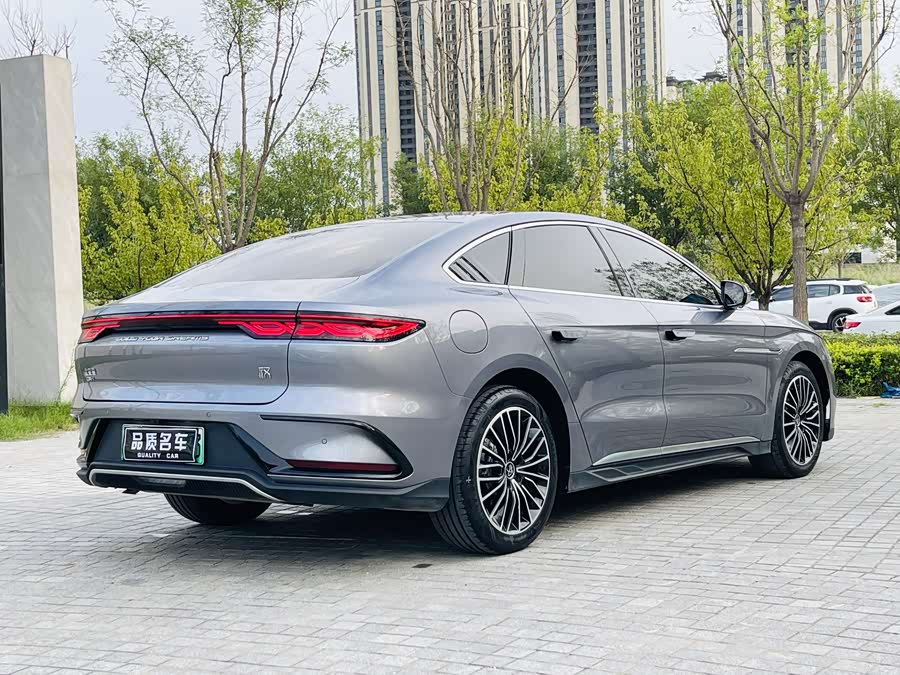 BYD Han 2023 car image #16