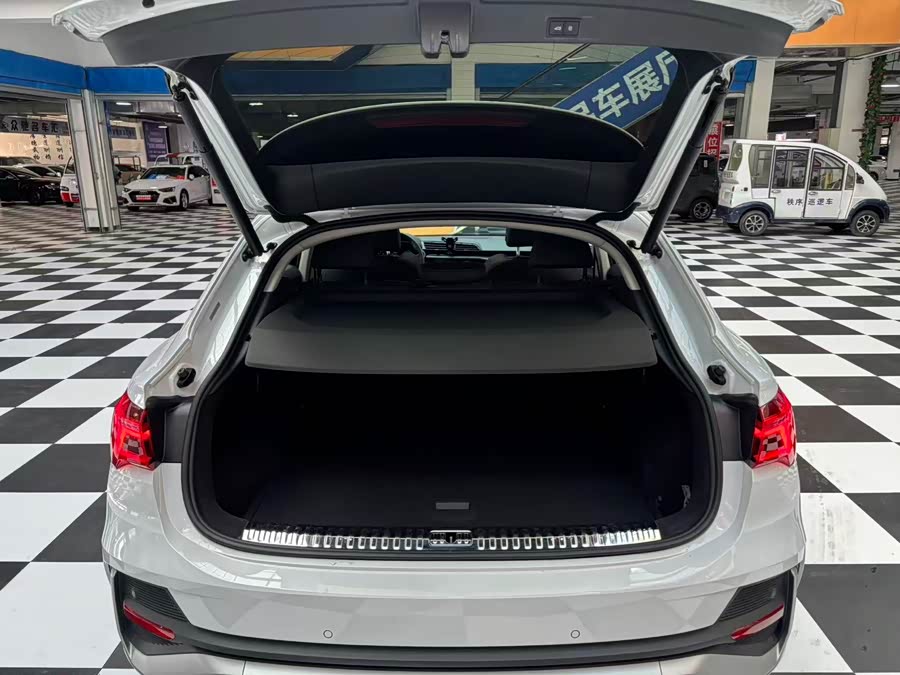 Audi Q3 Sportback 2021 #16 Audi Q3 Sportback 2021 car image #16