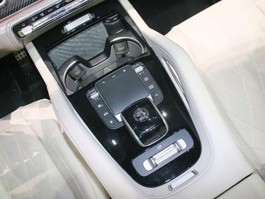 Mercedes-Benz GLS AMG 2024 car image #16