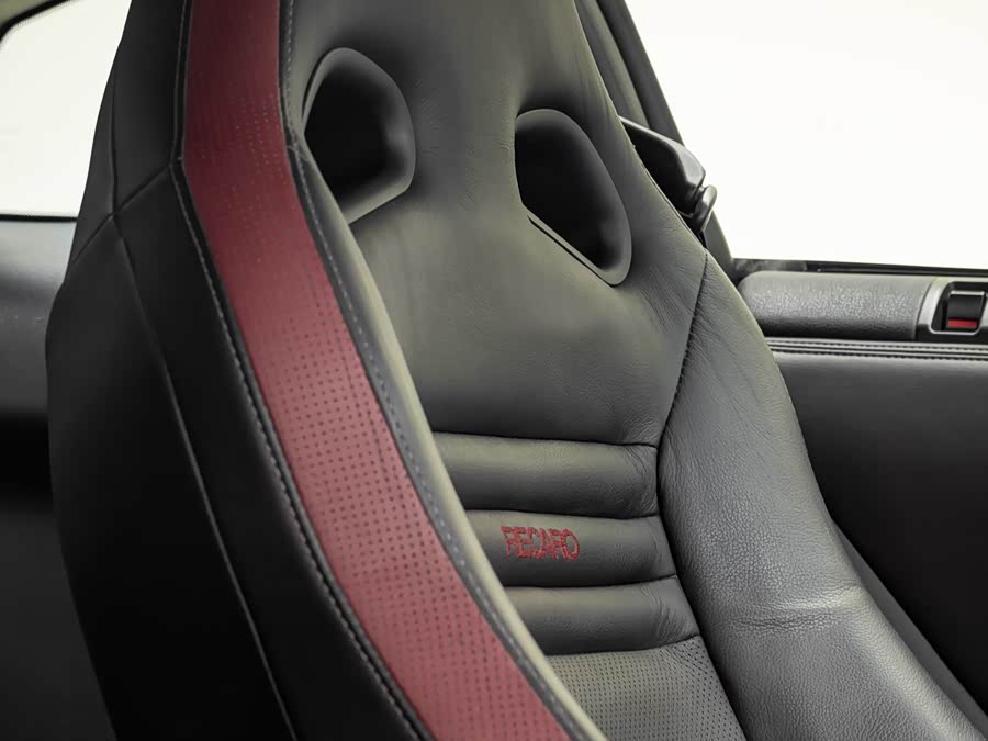 日产 日产GT-R 2013 汽车图片 #16