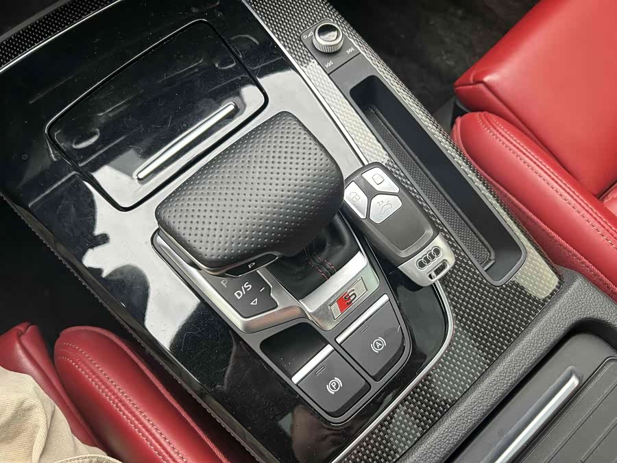 Audi SQ5 2023 imagem de carro #16