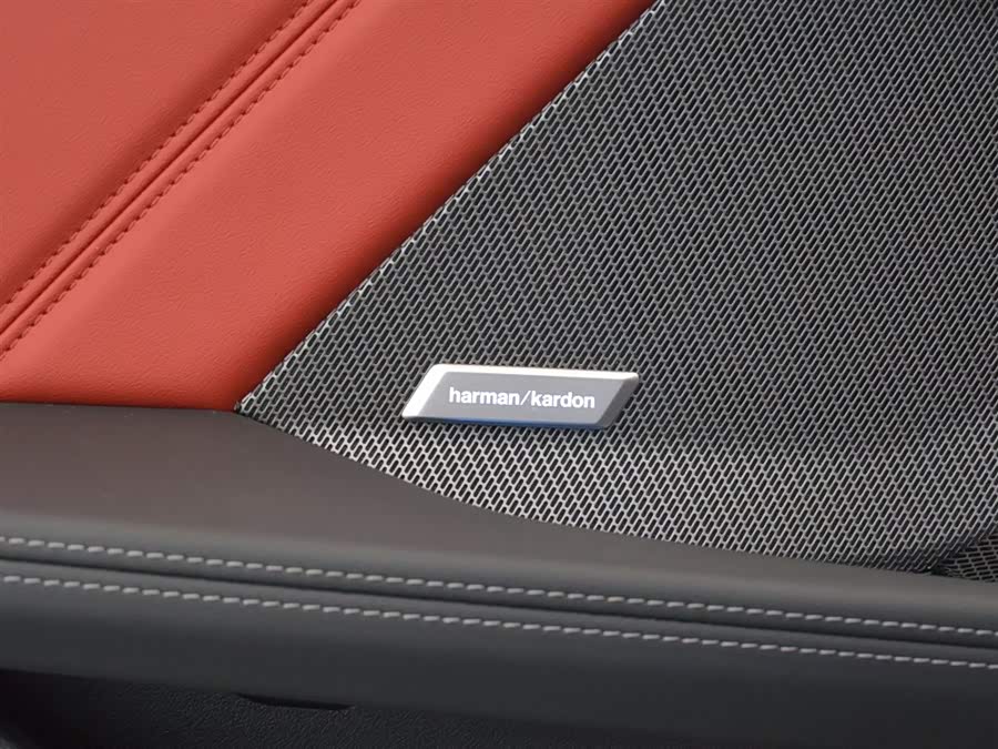 BMW M235L 2025 car image #16