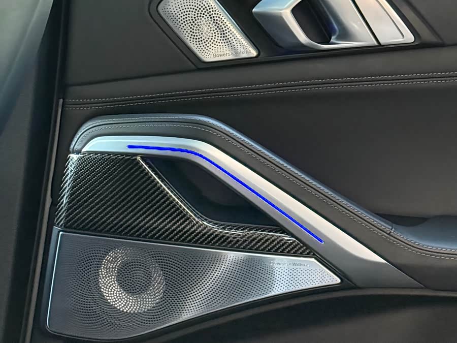 BMW X6 M 2022 car image #16