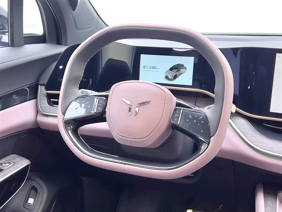 HongQi TianGong 08 2025 car image #16