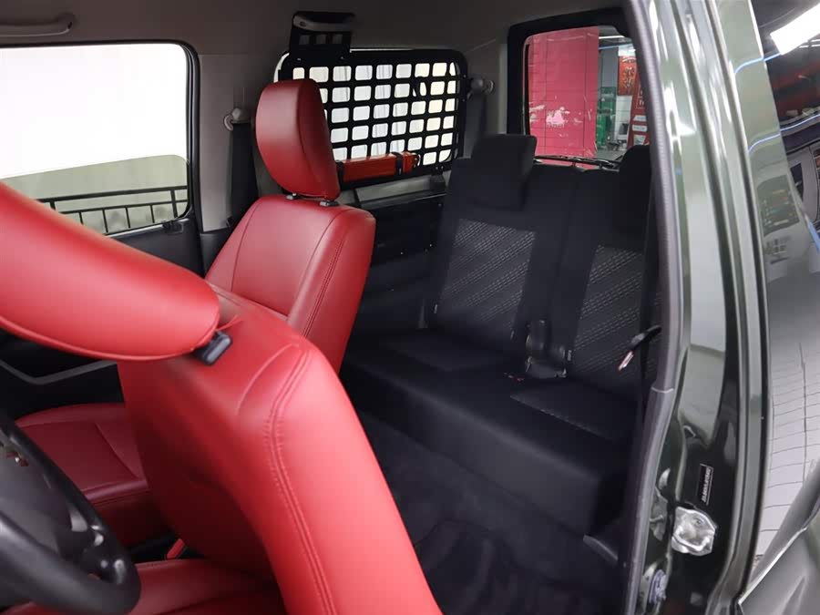 Suzuki Jimny (Imported) 2018 immagine di auto #16