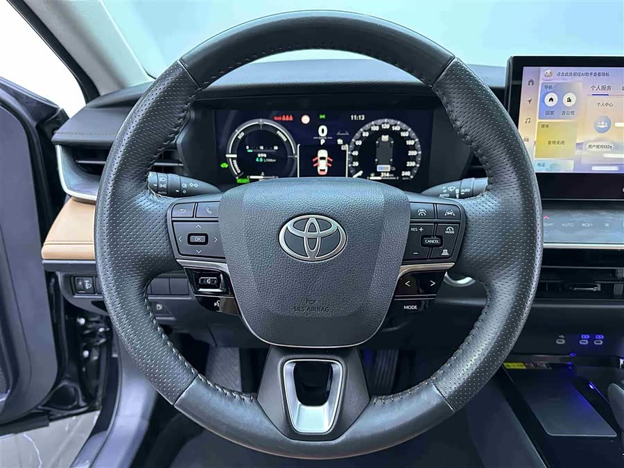 Toyota Camry 2024 car image #16