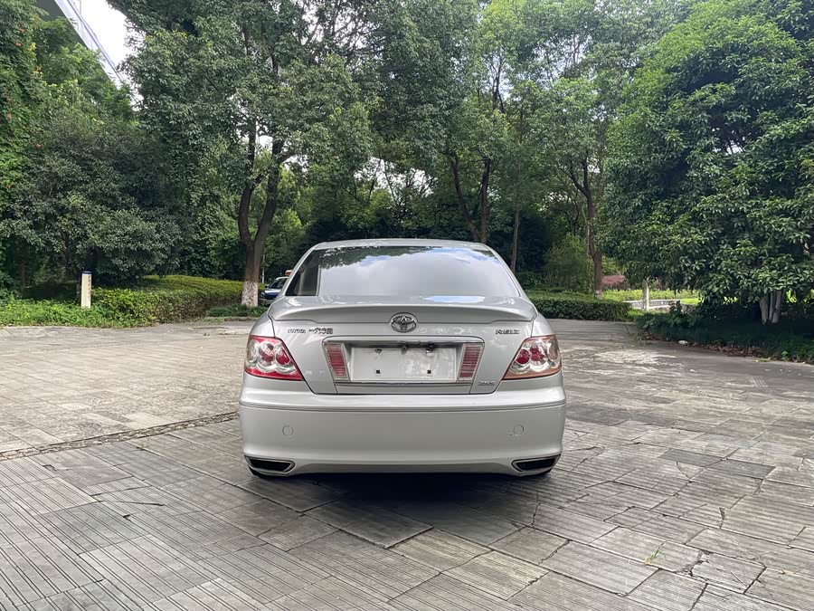 Toyota Reiz 2009 immagine di auto #16