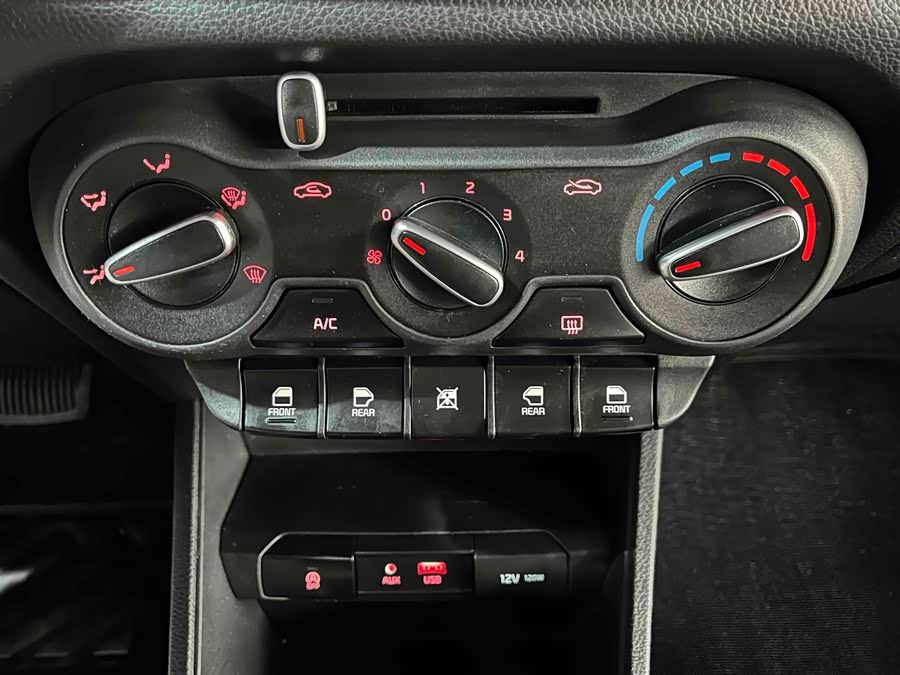 起亚 焕驰 2020 汽车图片 #16