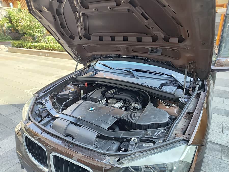 BMW X1 (Imported) 2012 imagen de coche #16