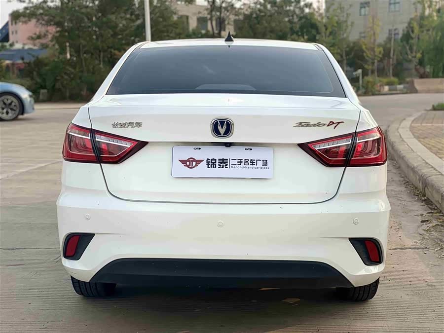 Changan Eado DT 2019 car image #16