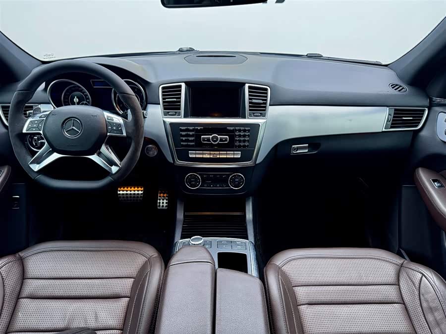 Mercedes-Benz M AMG 2014 صورة سيارة #16