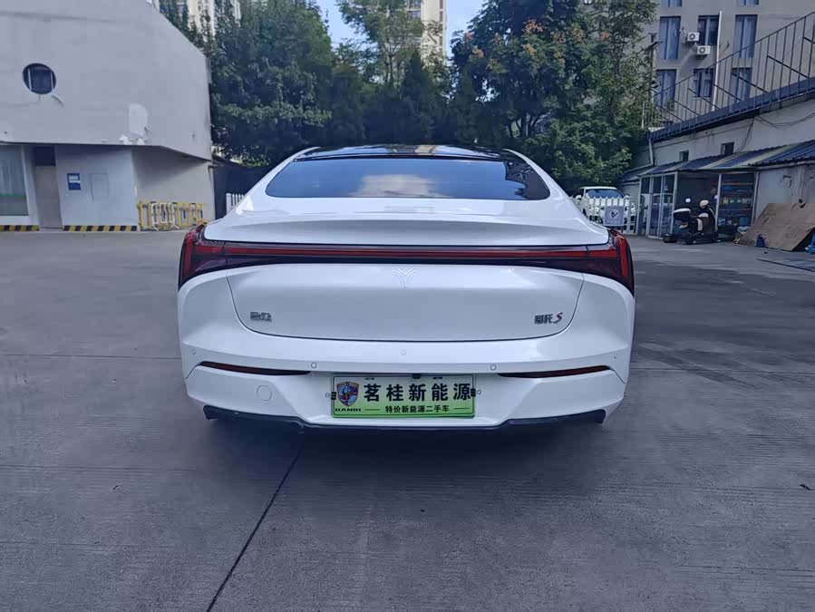 哪吒汽车 哪吒S 2023 #16 哪吒汽车 哪吒S 2023 汽车图片 #16