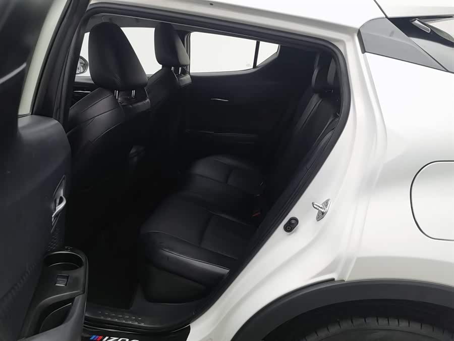 Toyota Izoa 2021 immagine di auto #16