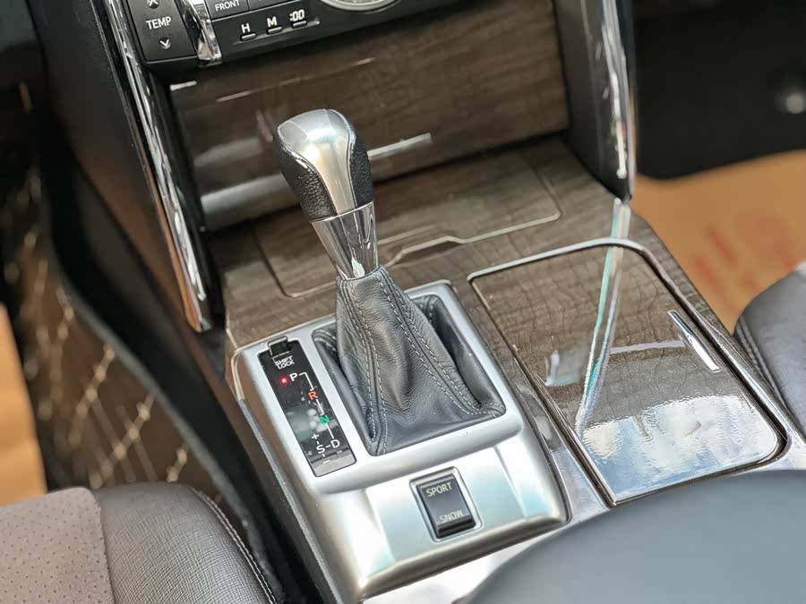 Toyota Reiz 2017 #16 Toyota Reiz 2017 immagine di auto #16