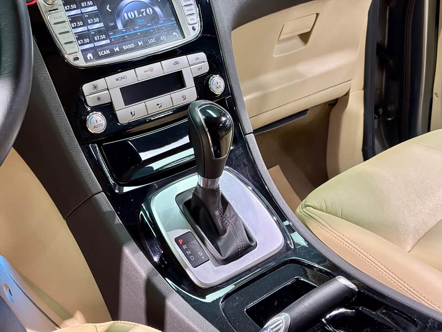 Ford S-MAX 2014 #16 Ford S-MAX 2014 car image #16