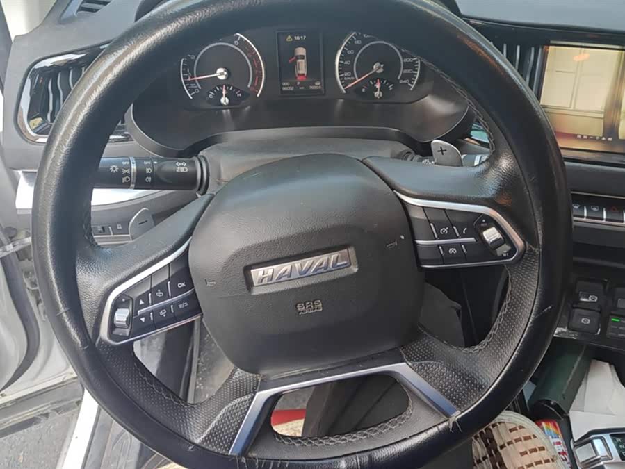 Haval H2s 2016 car image #16