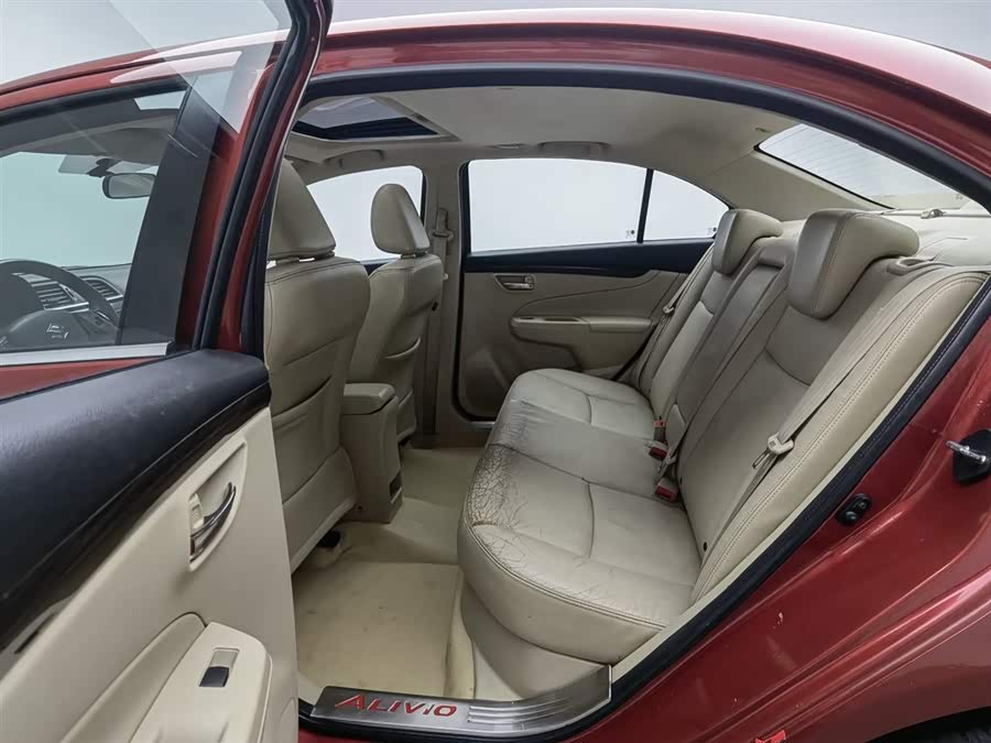 铃木 启悦 2015 汽车图片 #16