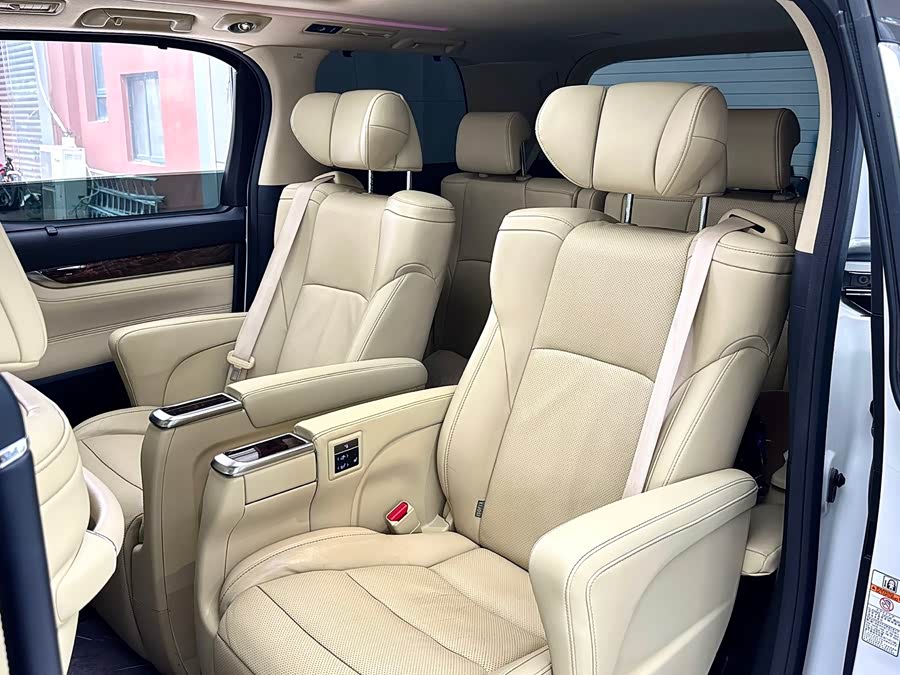 Toyota Alphard 2020 #16 Toyota Alphard 2020 изображение автомобиля #16