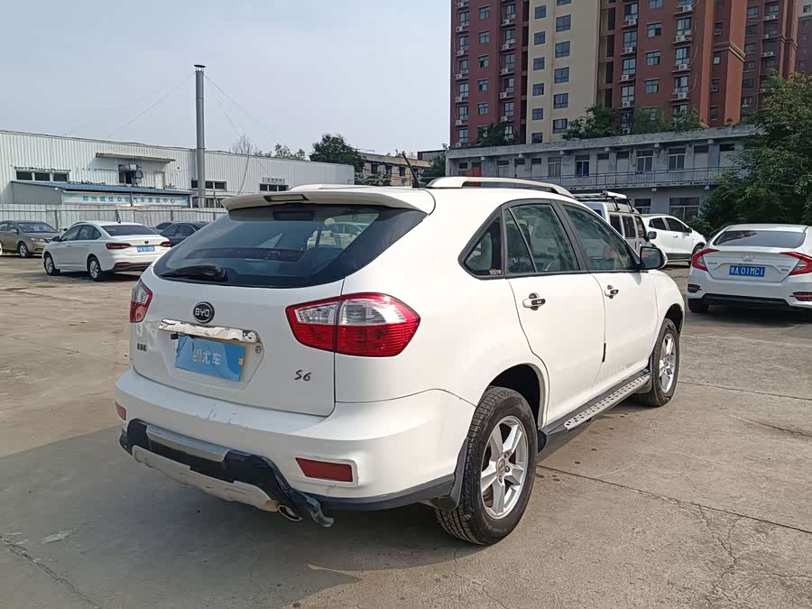 BYD S6 2015 #16 BYD S6 2015 car image #16