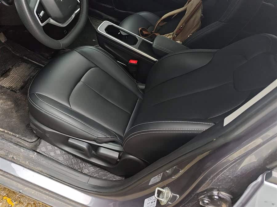 哪吒汽车 哪吒AYA 2024 汽车图片 #16