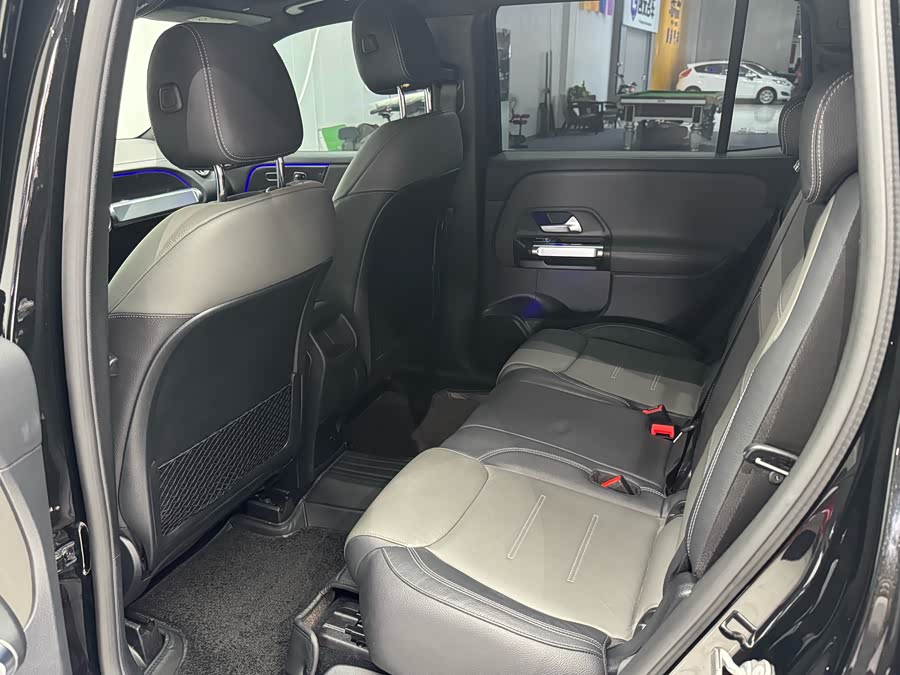 Mercedes-Benz GLB AMG 2022 #16 Mercedes-Benz GLB AMG 2022 car image #16