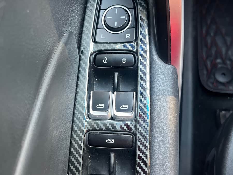 GEELY Boyue 2021 car image #16