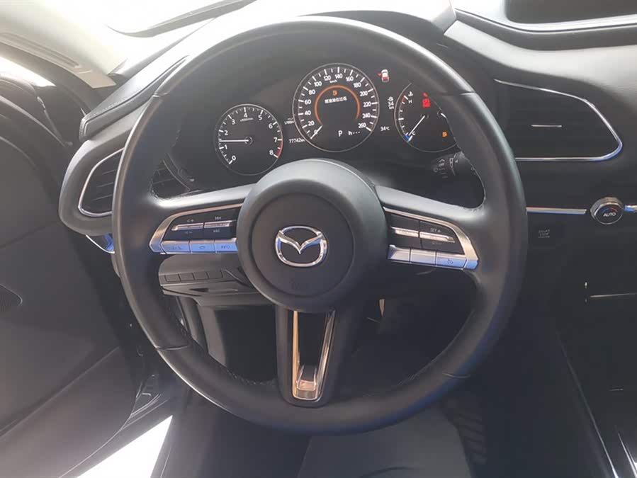 Mazda CX-3 2020 car image #16