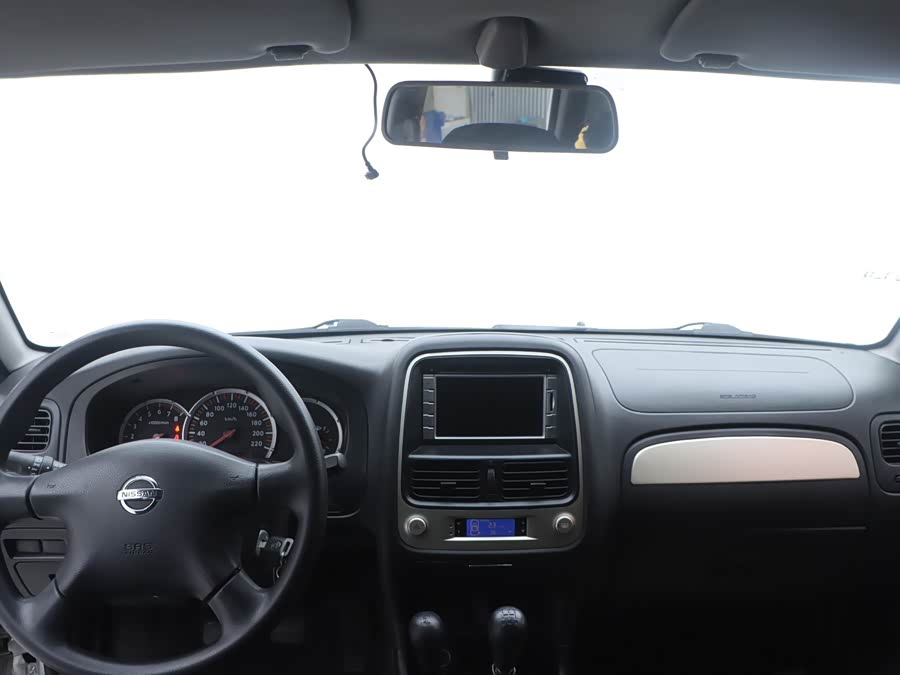 日产 日产帕拉丁 2016 汽车图片 #16