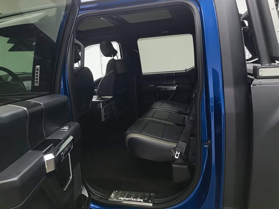 Ford F-150 Raptor 2018 car image #16