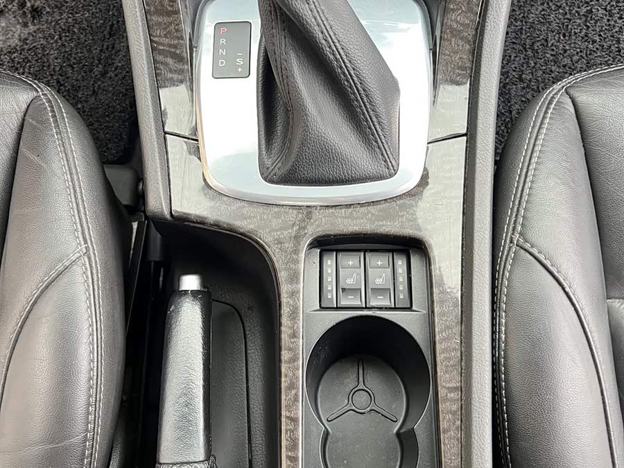 Ford Mondeo-Zhisheng 2013 car image #16