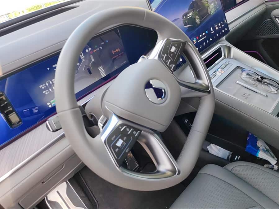 Denza N9 2025 immagine di auto #16