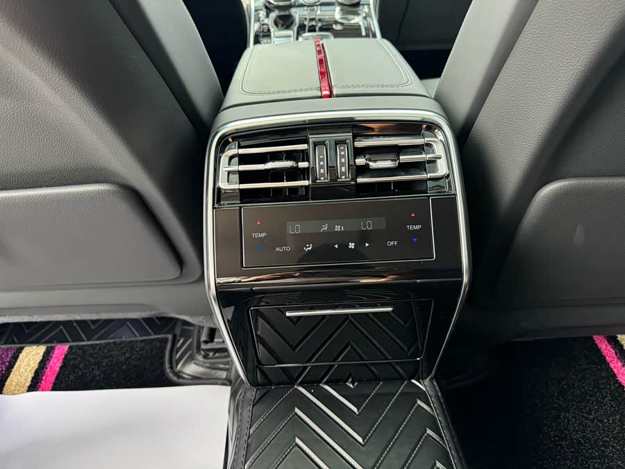 HongQi H9 2024 car image #16