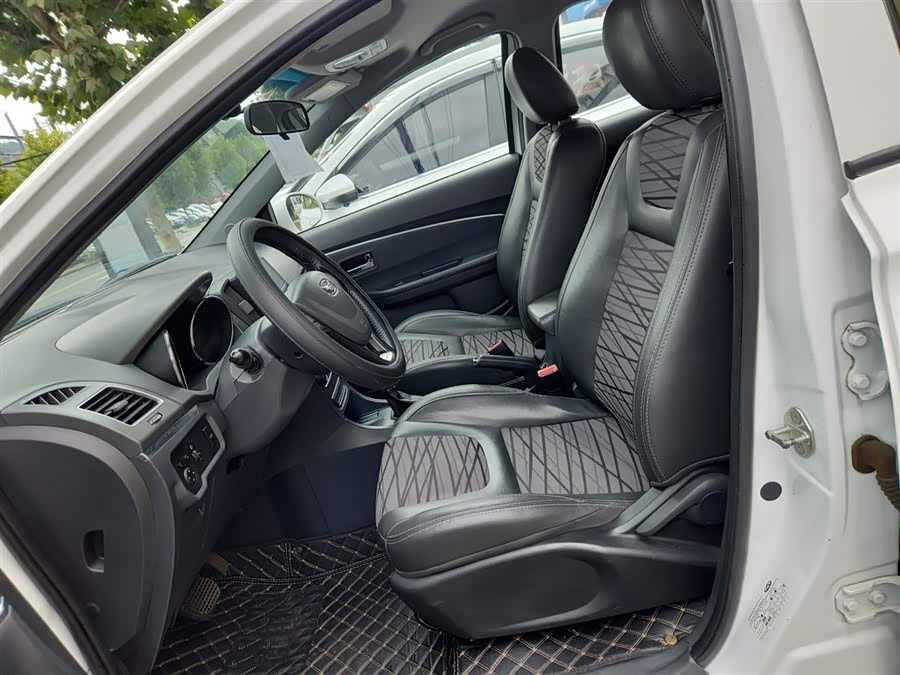 Kaiyi E3 2018 car image #16