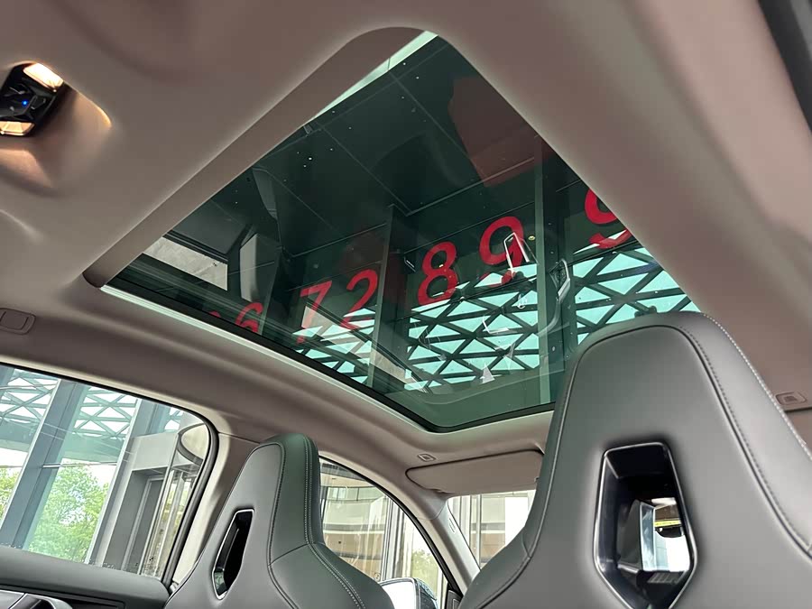 BMW 2 Series 2025 car image #16