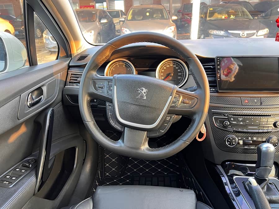 Peugeot 508 2014 car image #16