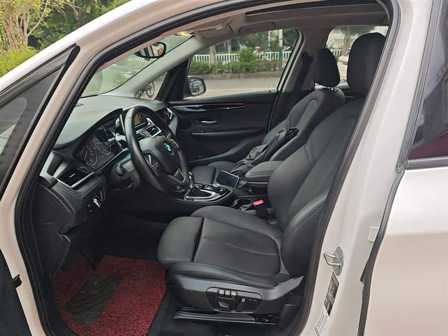 BMW 2 Series Tourer (Imported) 2015 #16 BMW 2 Series Tourer (Imported) 2015 immagine di auto #16