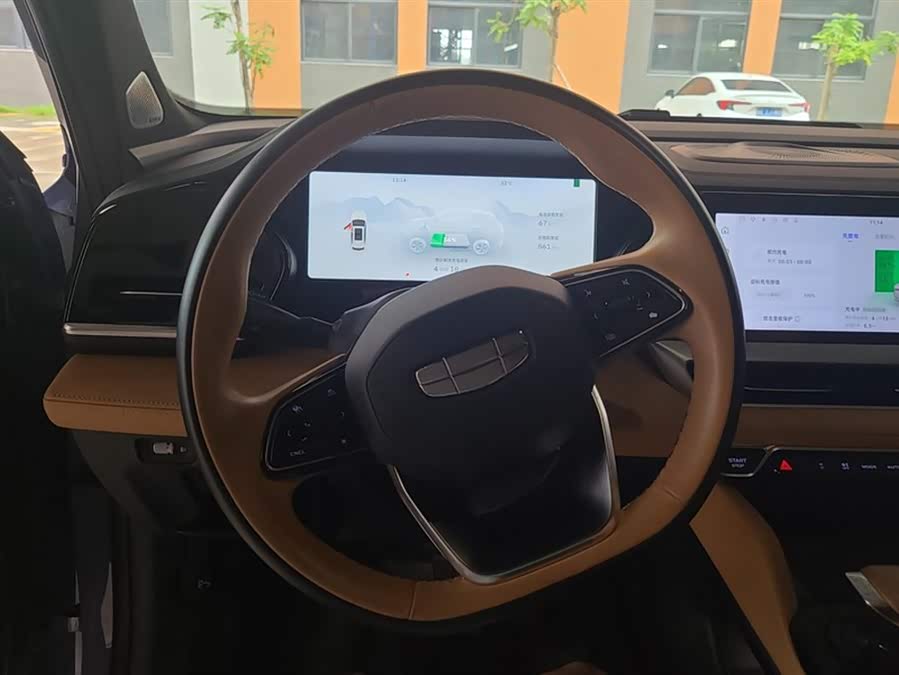 GEELY Monjaro EREV 2023 car image #16