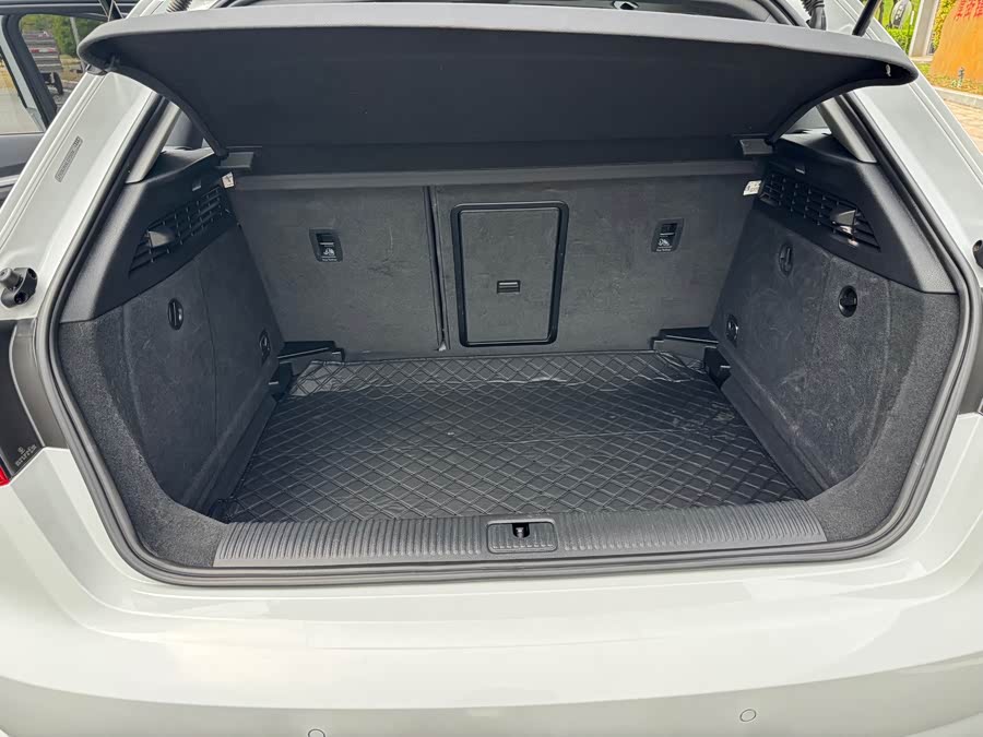 Audi A3 2020 car image #16