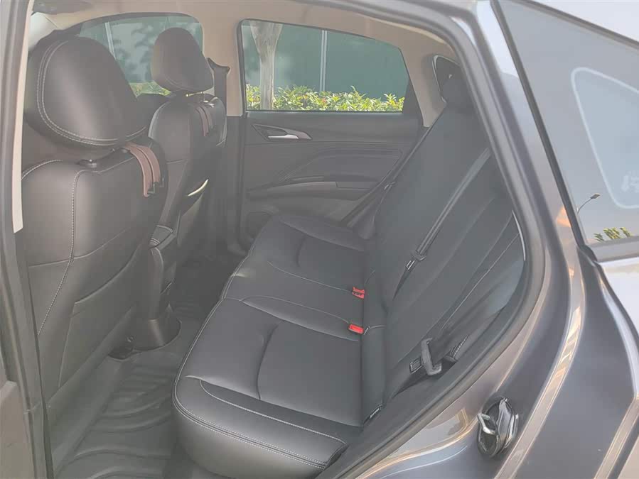 哪吒汽车 哪吒AYA 2024 汽车图片 #16