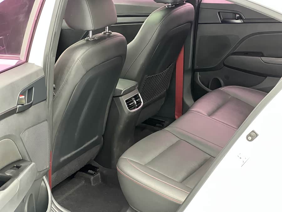 Hyundai C3R 2020 car image #16