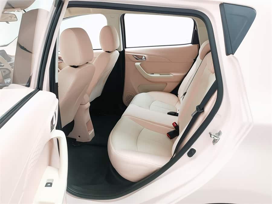 Changan BenBen E-Star 2022 изображение автомобиля #16