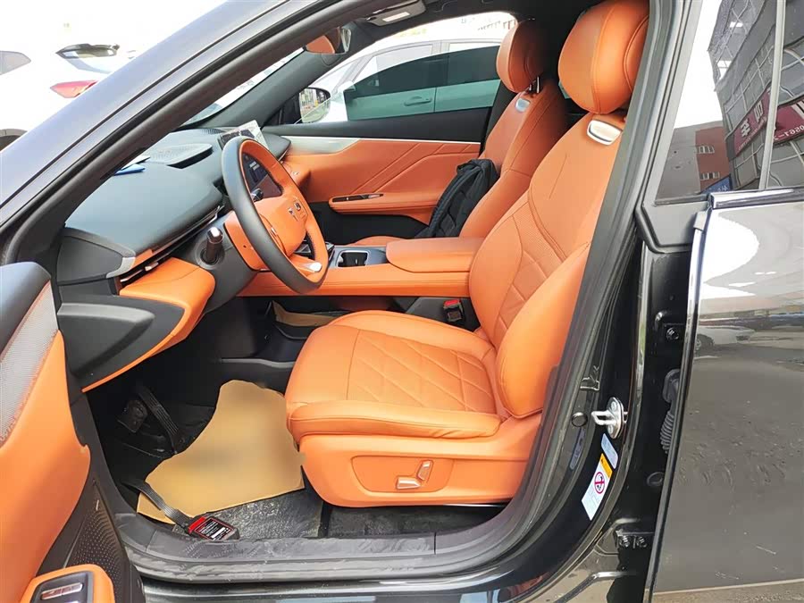 Deepal S05 2025 car image #16