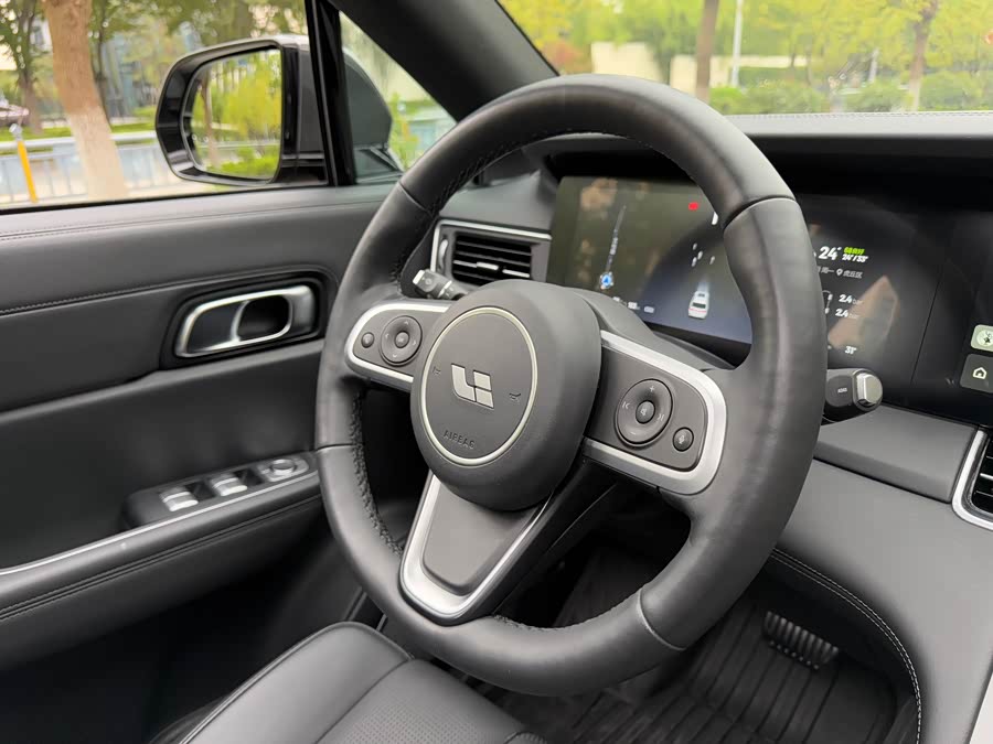 理想汽车 理想ONE 2021 汽车图片 #16