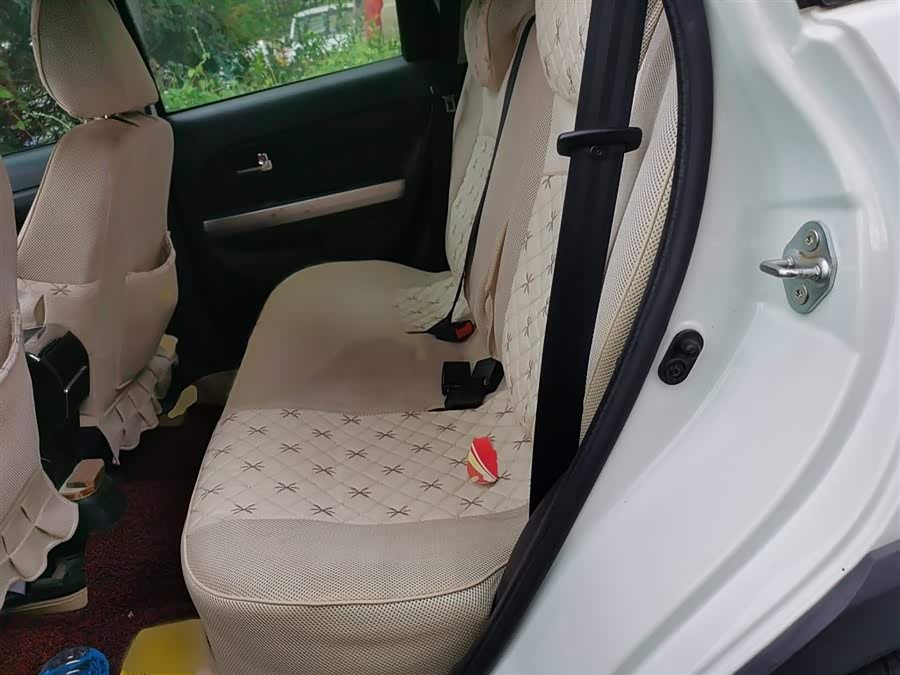 Great Wall M4 2013 car image #16