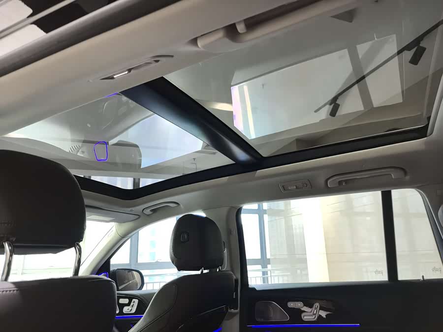 Mercedes-Benz GLS Class 2022 #16 Mercedes-Benz GLS Class 2022 car image #16