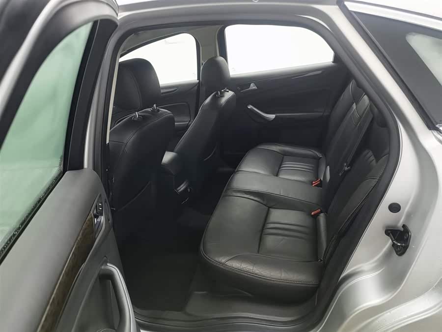 Ford Mondeo-Zhisheng 2011 #16 Ford Mondeo-Zhisheng 2011 car image #16